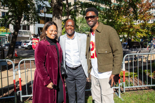 Darrell Green with his family
